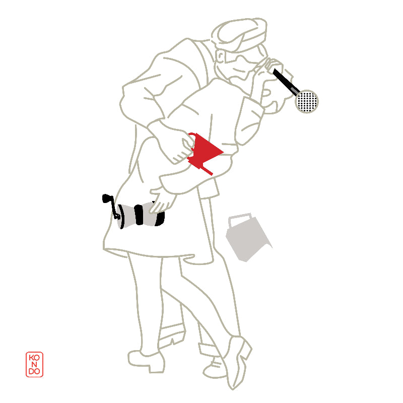 ilustração de casal se beijando, ele com um cachimbo de maquina espresso e ela com um moedor na mão.